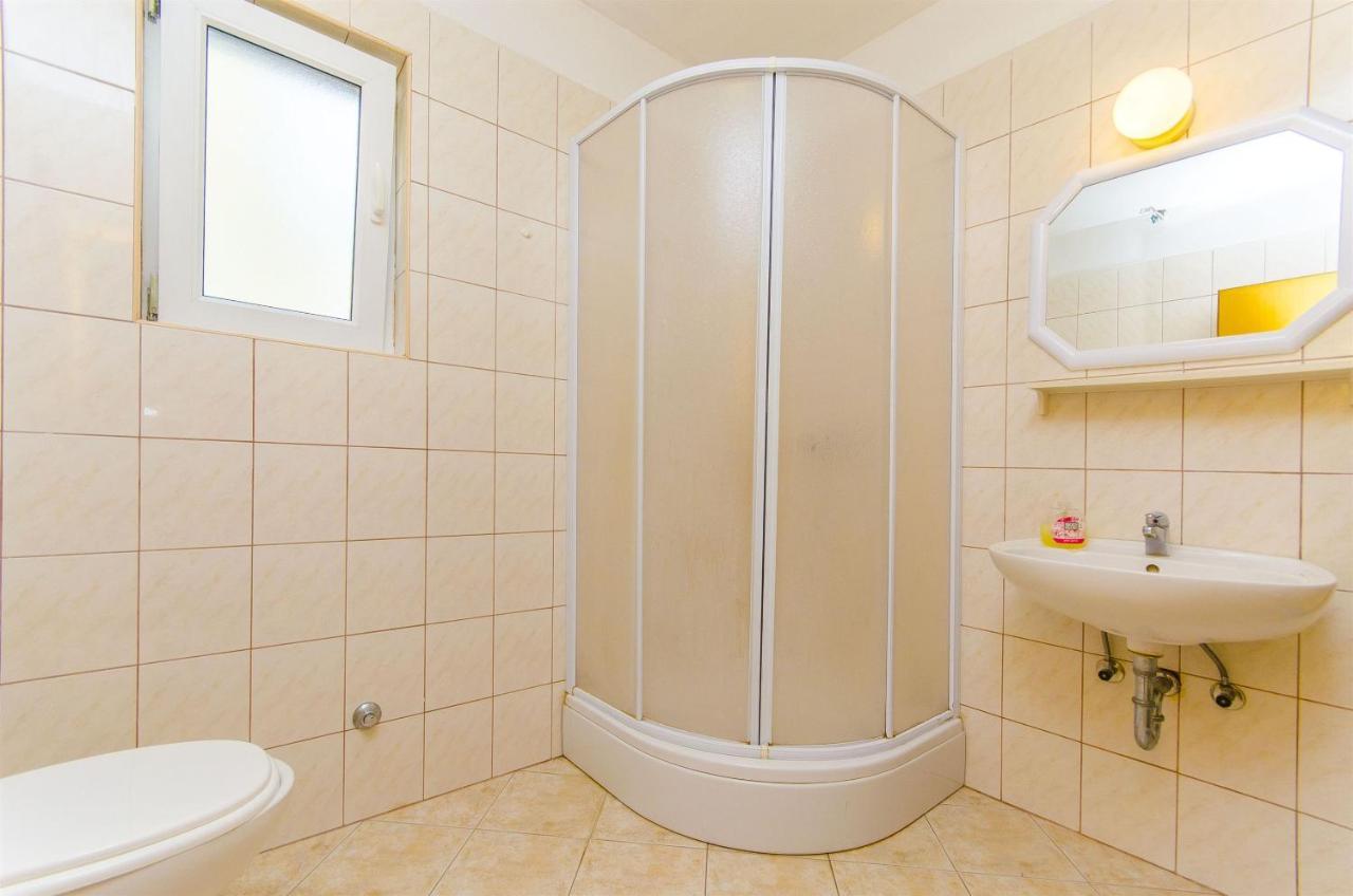 Apartments Milka Slatine Εξωτερικό φωτογραφία