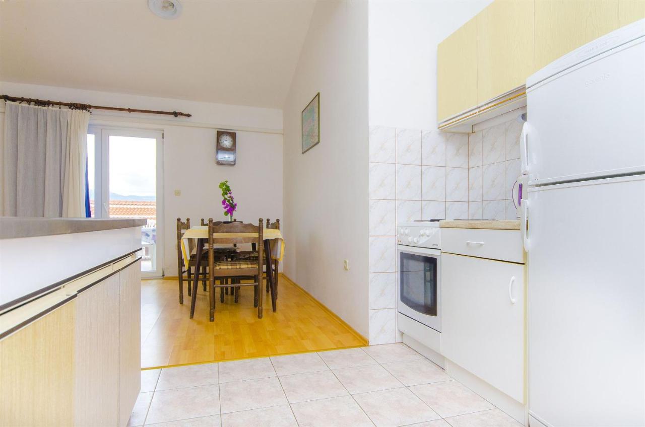 Apartments Milka Slatine Εξωτερικό φωτογραφία