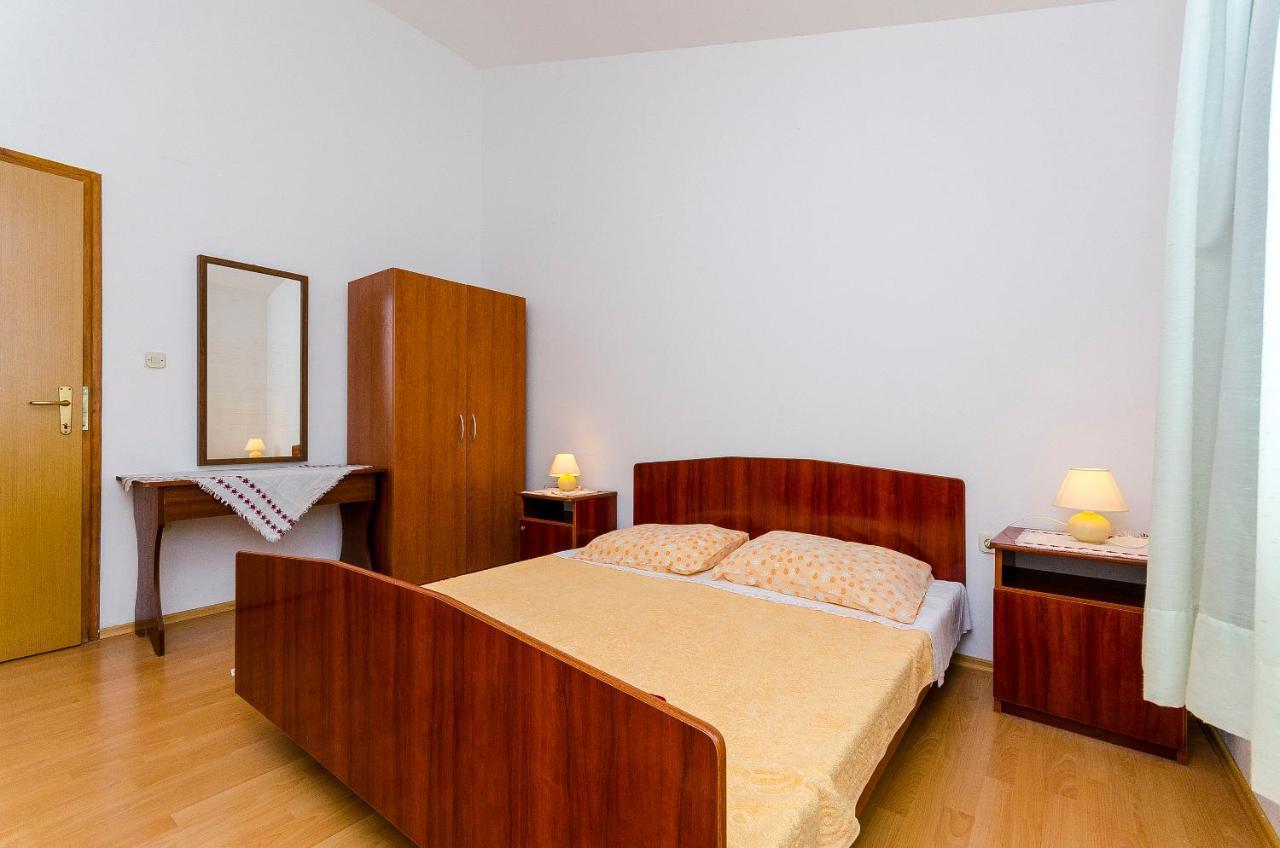 Apartments Milka Slatine Εξωτερικό φωτογραφία