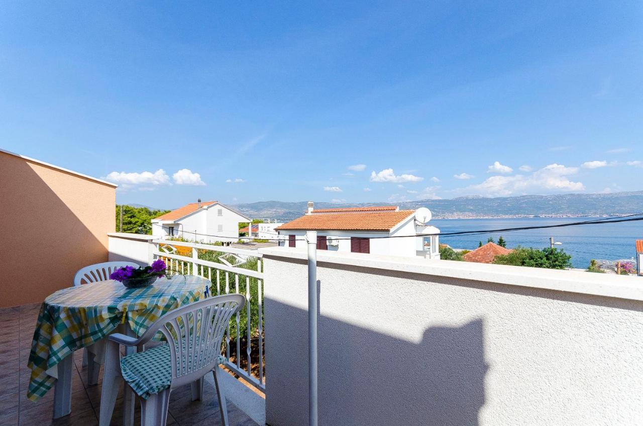 Apartments Milka Slatine Εξωτερικό φωτογραφία