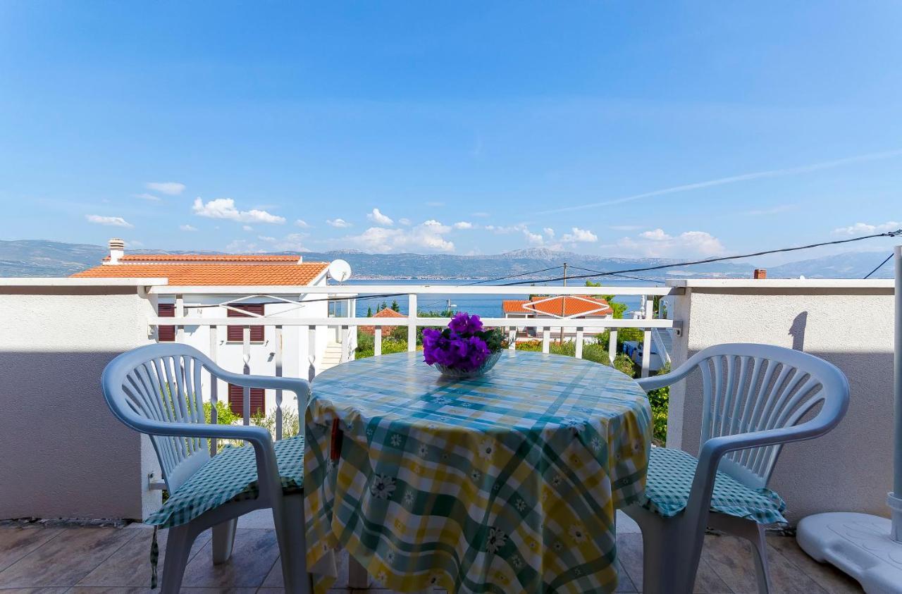 Apartments Milka Slatine Εξωτερικό φωτογραφία