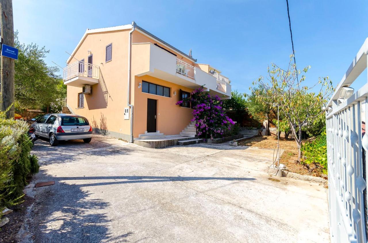 Apartments Milka Slatine Εξωτερικό φωτογραφία