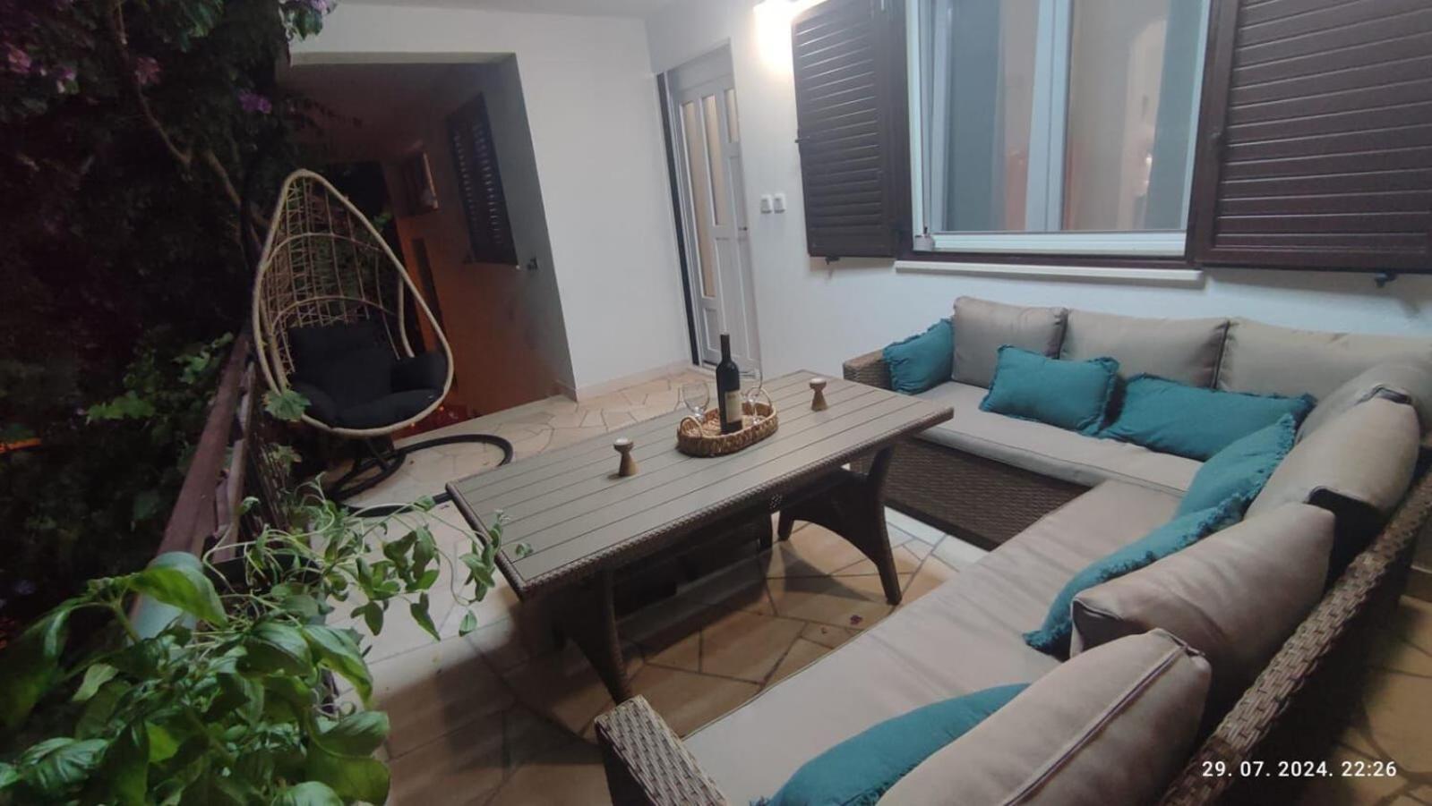 Apartments Milka Slatine Εξωτερικό φωτογραφία